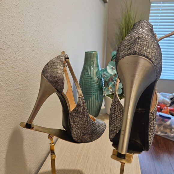 GUESS WOMEN'S HEELS SIZE 10 - Picture 3 of 3